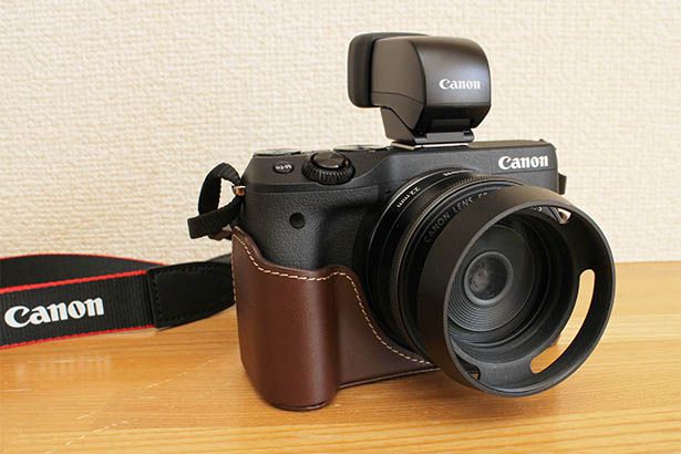 EOS M3とボディジャケット