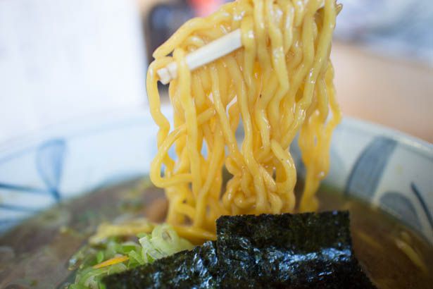 桃福ラーメン　麺